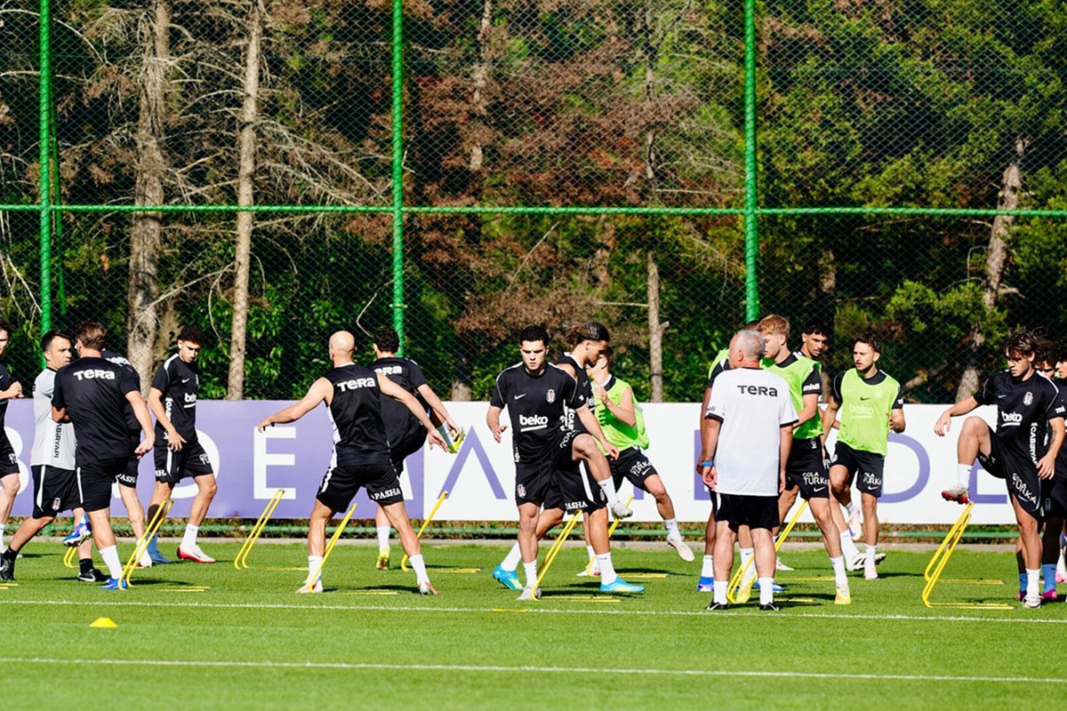 Beşiktaş'ın Slovakya kamp kadrosu belli oldu