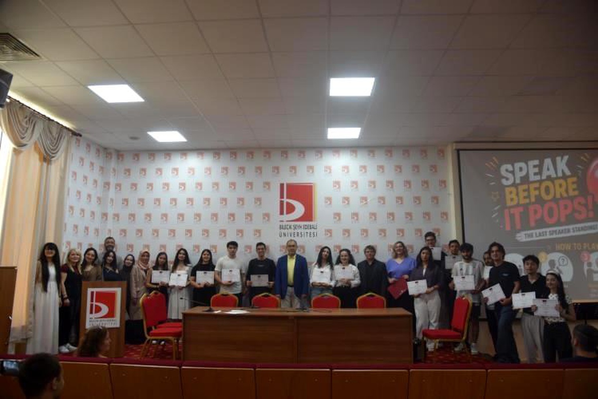 BŞEÜ İngilizce Yılsonu Gösterisi Beğeni Topladı