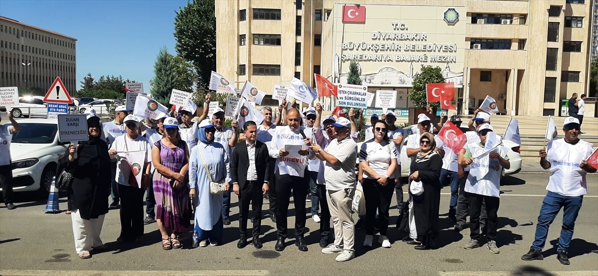 Diyarbakır\'da İşçilerin Eylemi Devam Ediyor