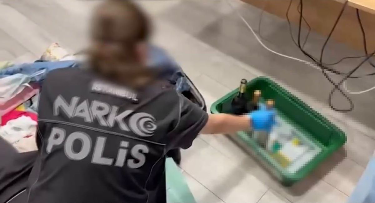 Düğün Şarabı Gibi Görünen Uyuşturucu Yakalandı