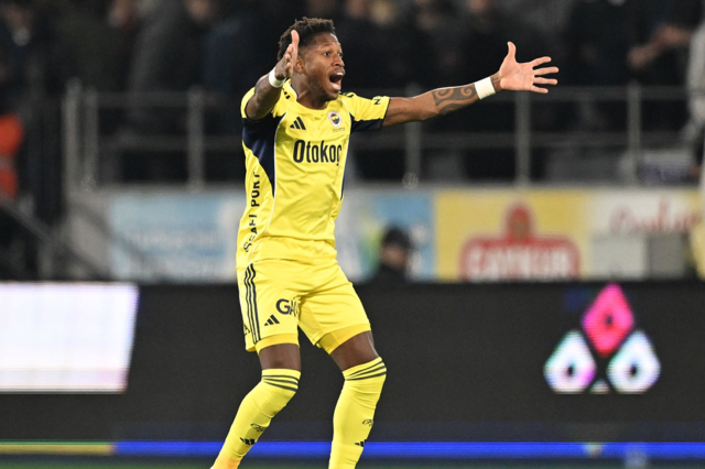 Fred, Fenerbahçe'deki geleceğini resmen açıkladı
