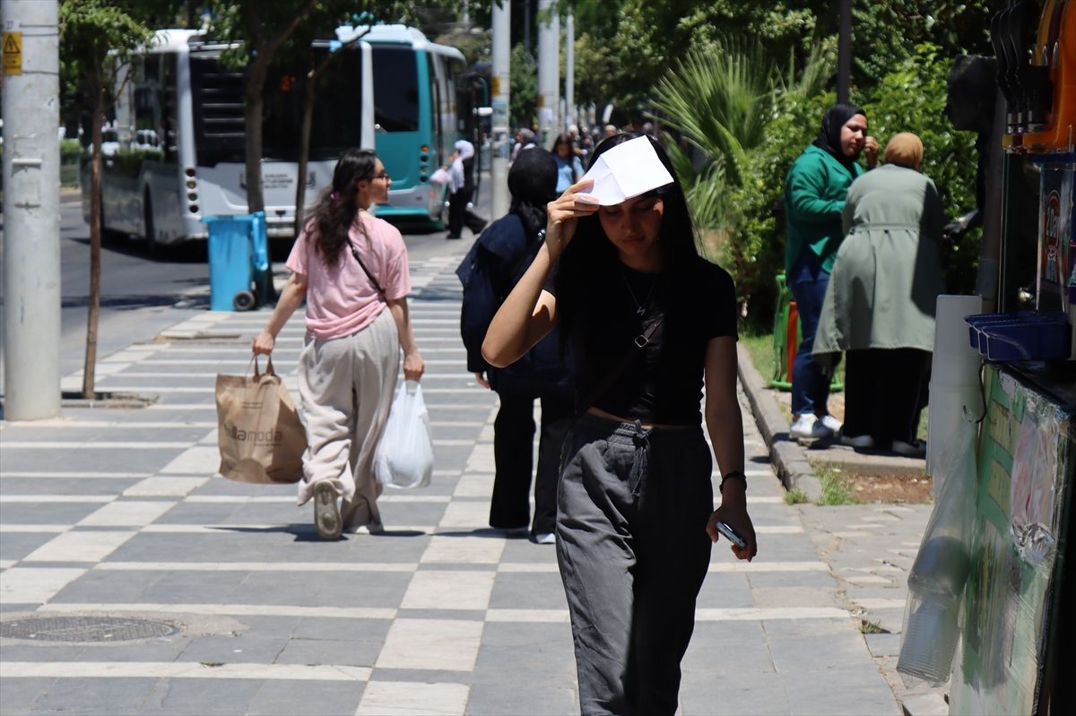 Gaziantep\'te Sanat ve Çevre Farkındalığı