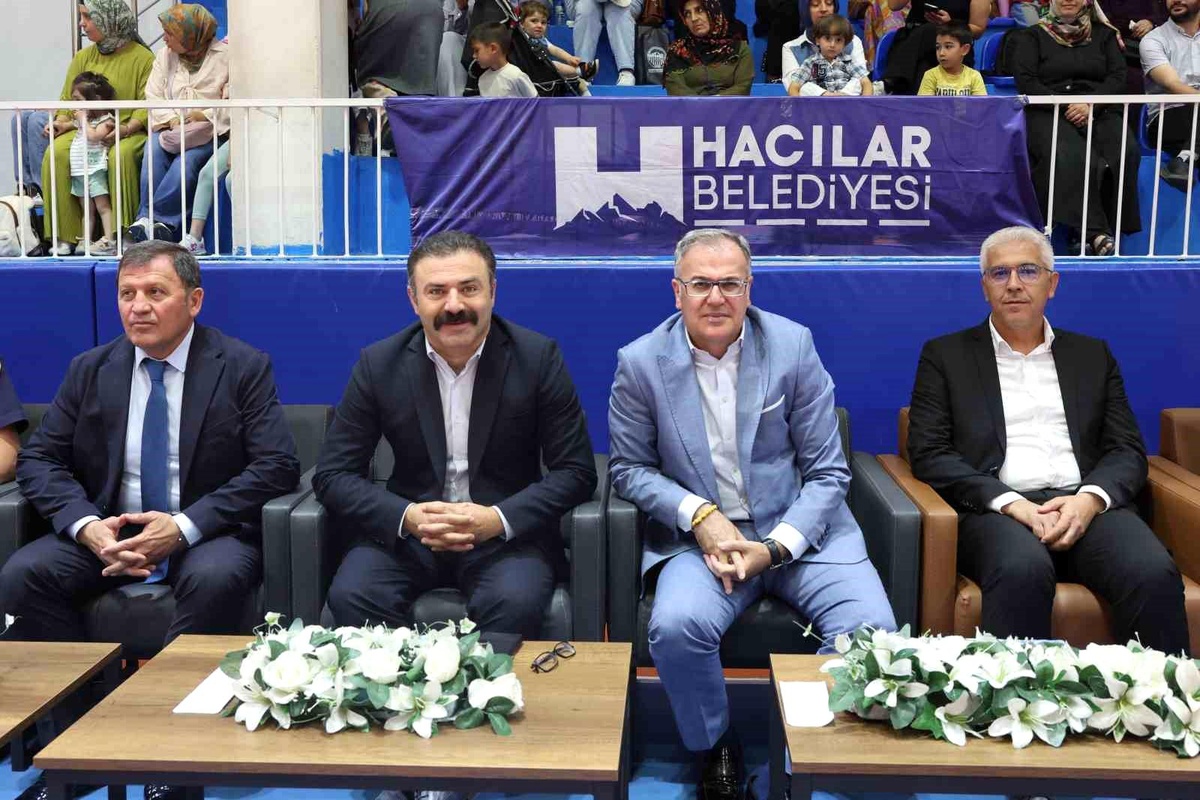 Hacılar\'da yaz spor okulları coşkuyla açıldı