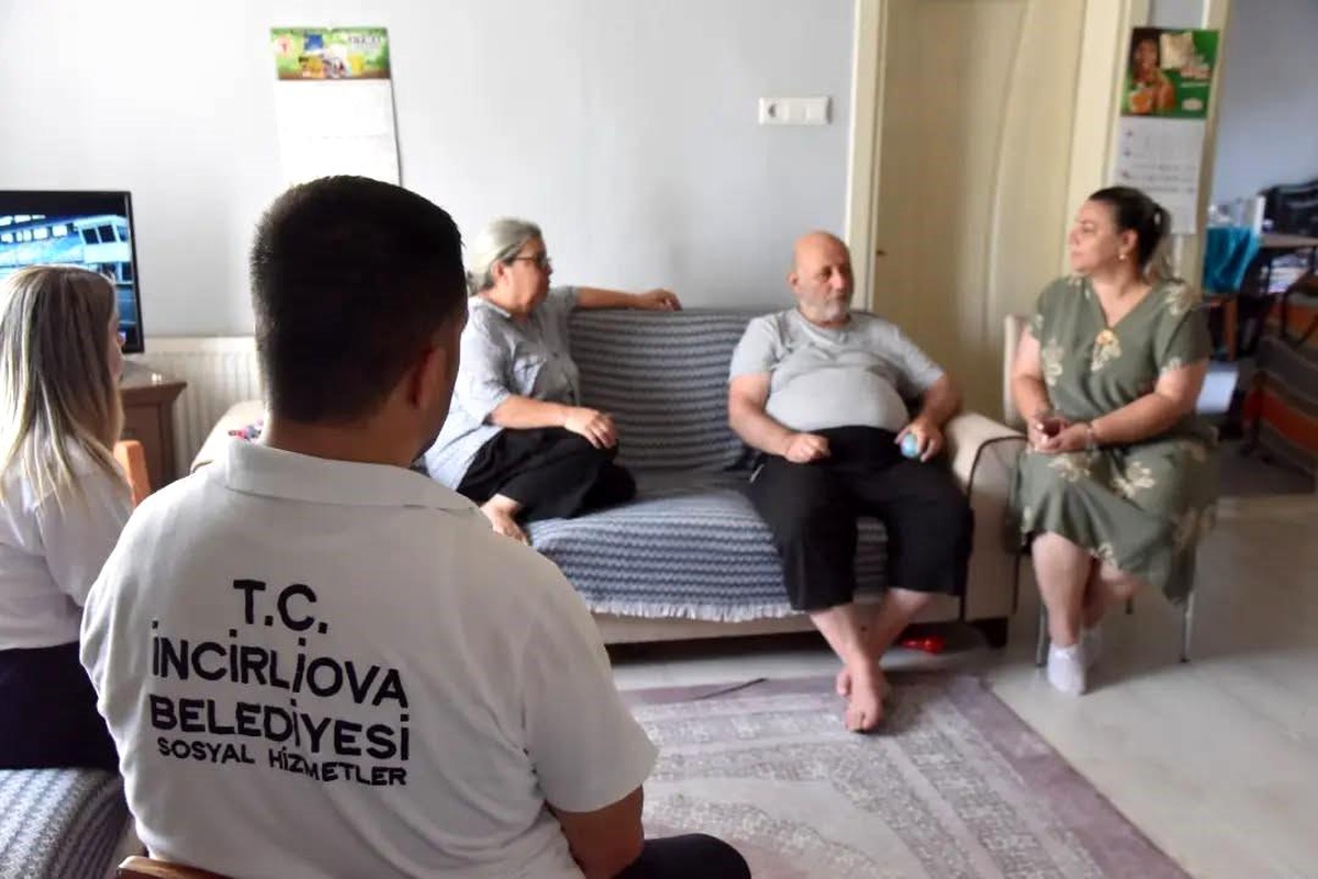İncirliova Belediyesi\'nden ihtiyaç sahibi vatandaşlara hasta yatağı desteği
