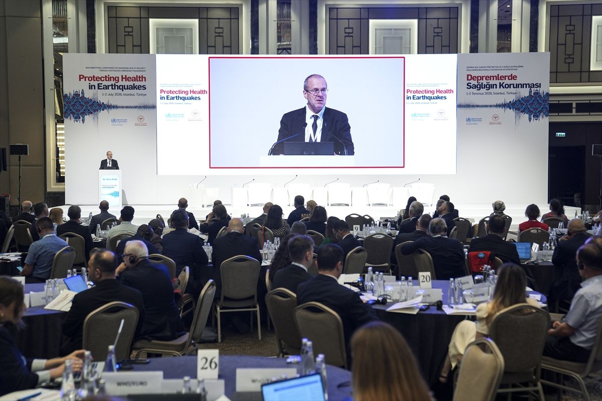 Depremde Sağlık Güvenliği Konferansı Başladı