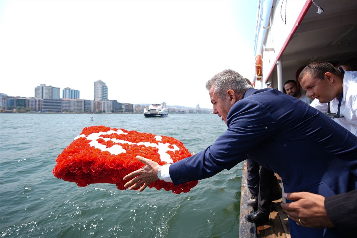 İzmir\'de Denizcilik ve Kabotaj Bayramı coşkuyla kutlandı