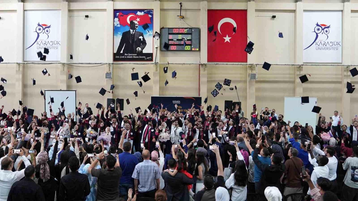 Karabük Üniversitesi Mezuniyet Töreni Yapıldı