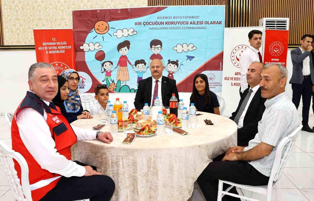 Koruyucu Aile Günü\'nde Program Düzenlendi