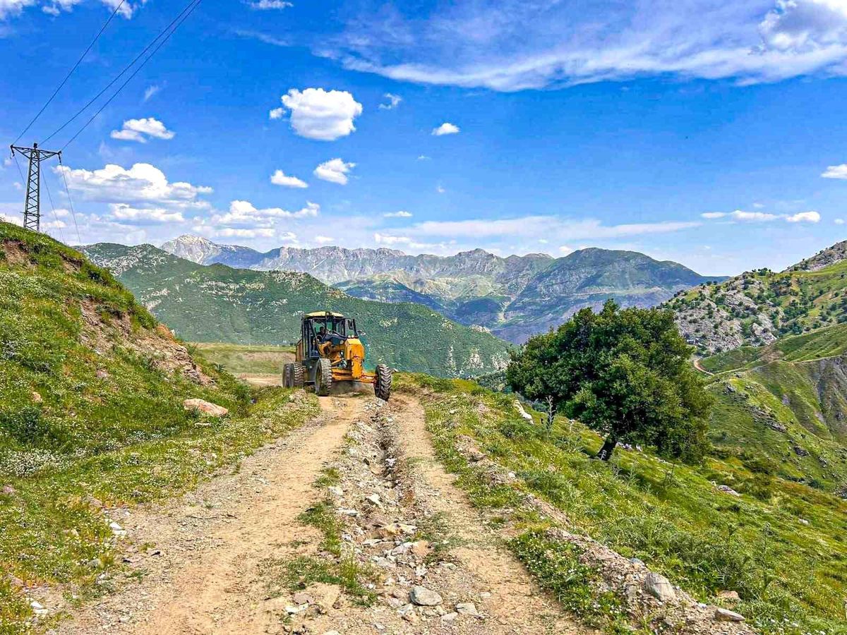 Kozluk\'ta Kış Yolu Çalışmaları