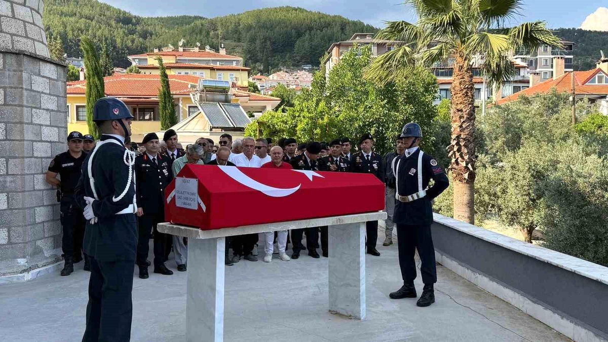 Gazi Astsubay Celalettin Emre Son Yolculuğuna Uğurlandı