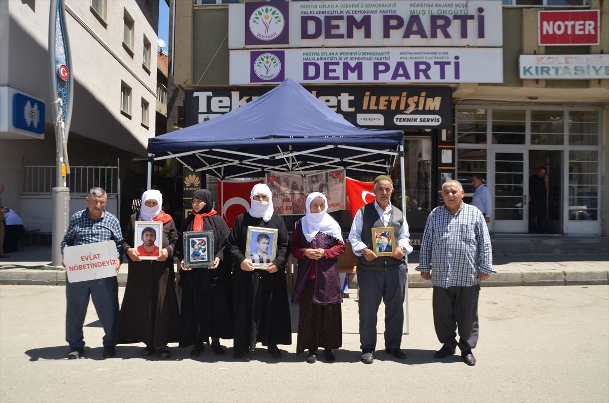 Muş\'ta Kaçırılan Çocuklar İçin Eylem