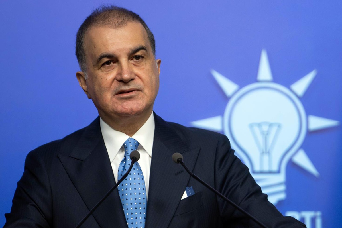 Özgür Özel\'in Financial Times için yazdığı yazıya AK Parti Sözcüsü Çelik\'ten sert tepki