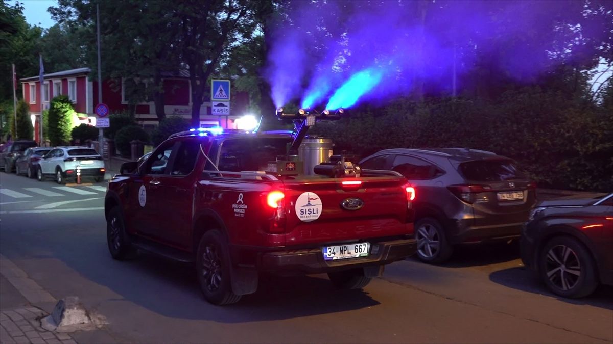 Şişli\'de Haşere İlaçlama Çalışmaları