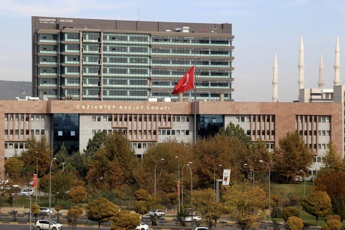 Gaziantep\'te Silahlı Kavga: 25 Yaşındaki Halil Aslan Hayatını Kaybetti