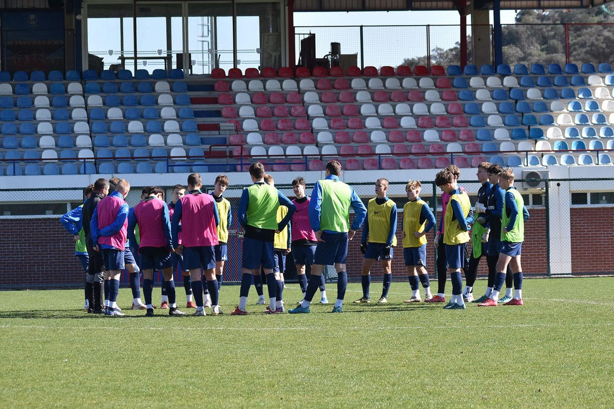 Türk futbolunun tarihi kulübü, \'\'Artık yorulduk\'\' diyerek ligden çekildi