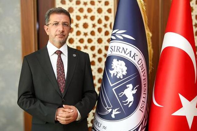 Vahim iddia! Üniversiteye akrabalarını dolduran rektör Abdurrahim Alkış: İnancım gereği yaptım, emrimdir; tebrik edin