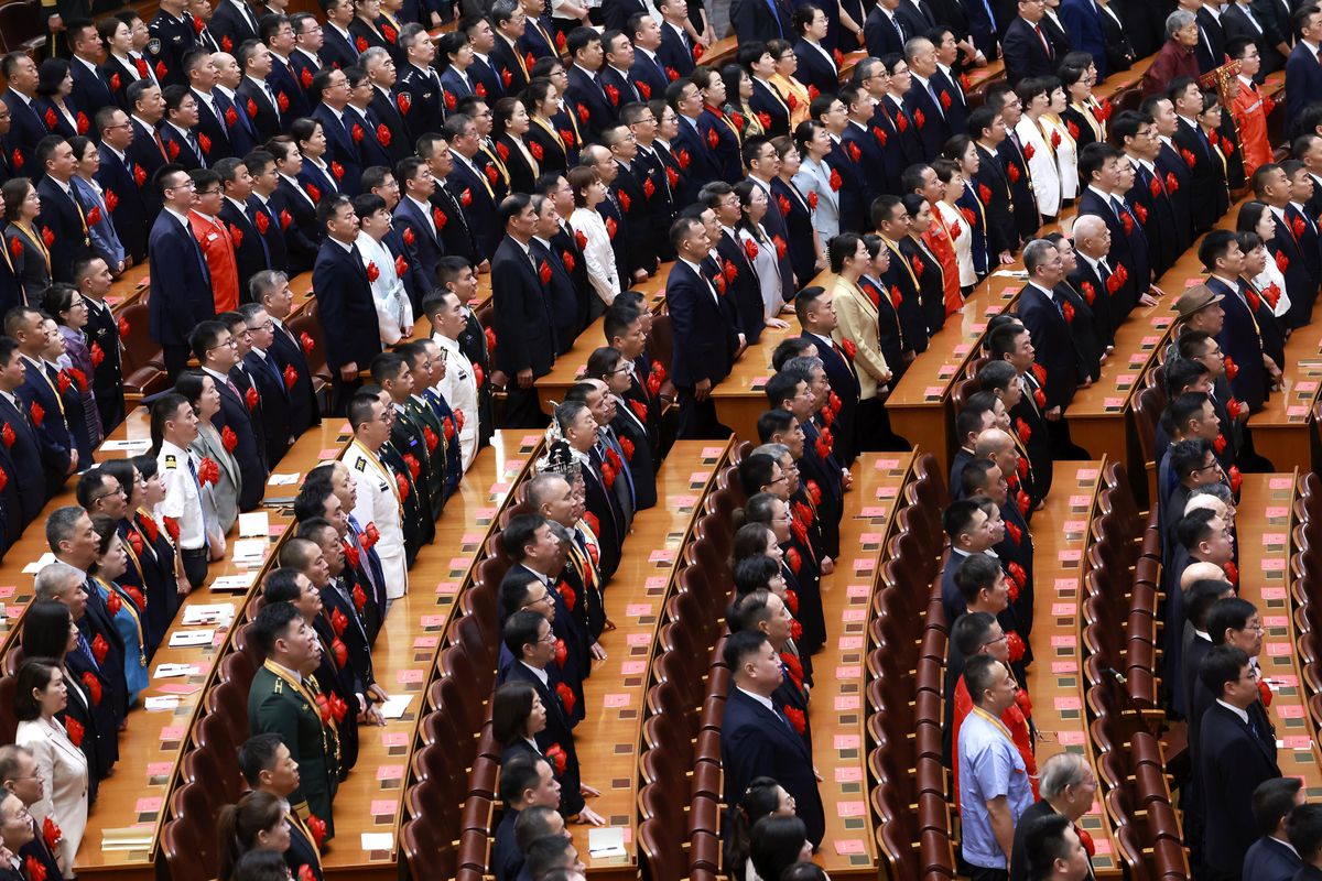Xi Jinping: Askeri Liderlik Vurgusu