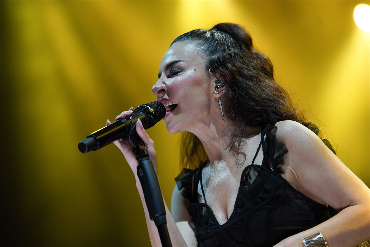 Finike Festivali\'nde Fatma Turgut Konseri