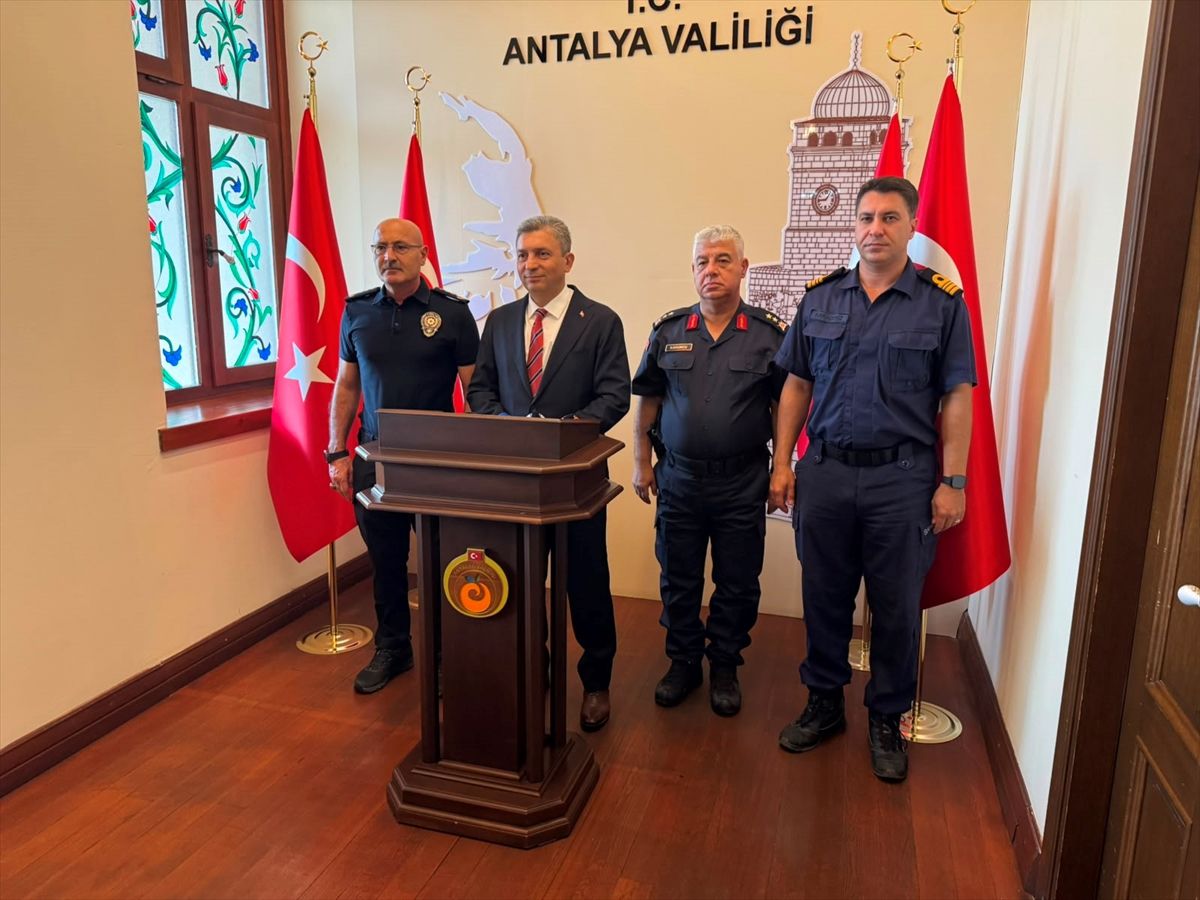 Antalya\'da Asayiş Toplantısı Yapıldı