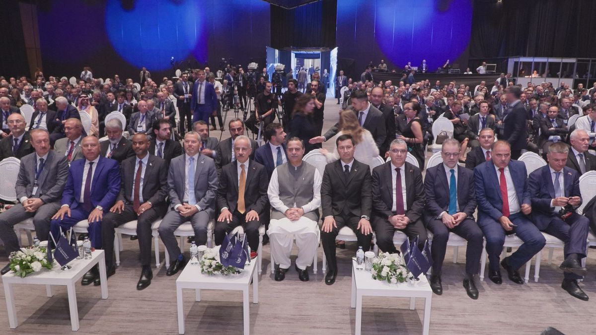 Türkiye Denizcilik Zirvesi Başladı