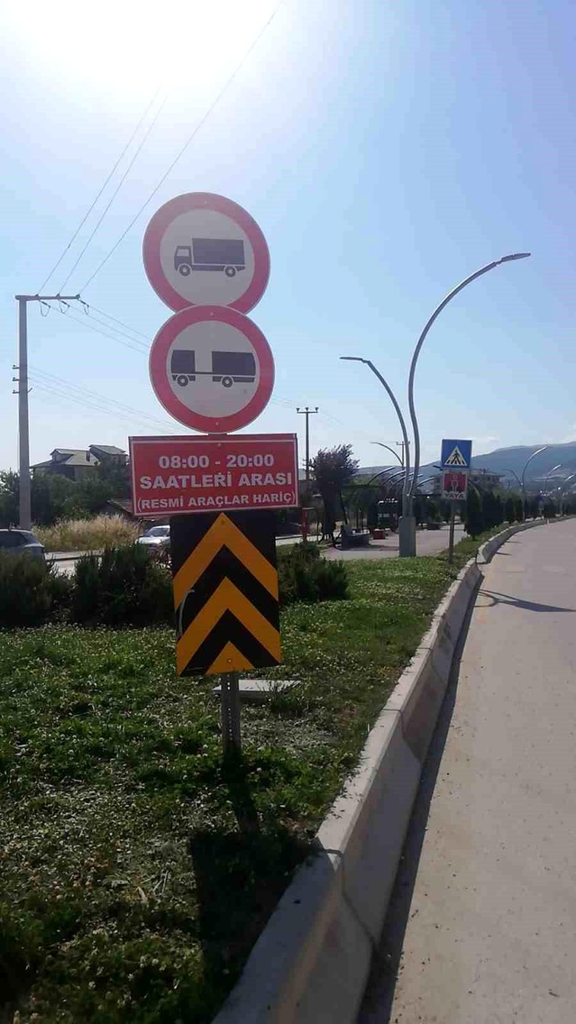 Bolu’da Ağır Araçlara Saat Kısıtlaması