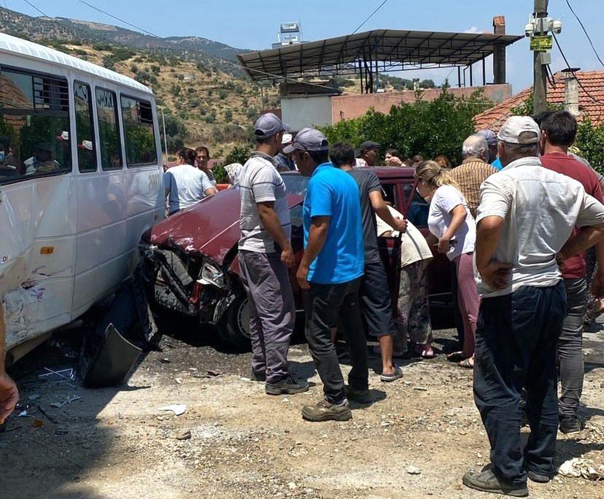 Bozdoğan\'da Trafik Kazası: 3 Yaralı