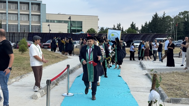 ÇÜ Mezuniyet Töreni Yapıldı