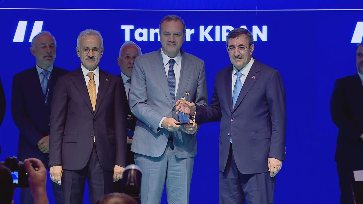 Denizcilik Zirvesi\'nde Türkiye Vizyonu
