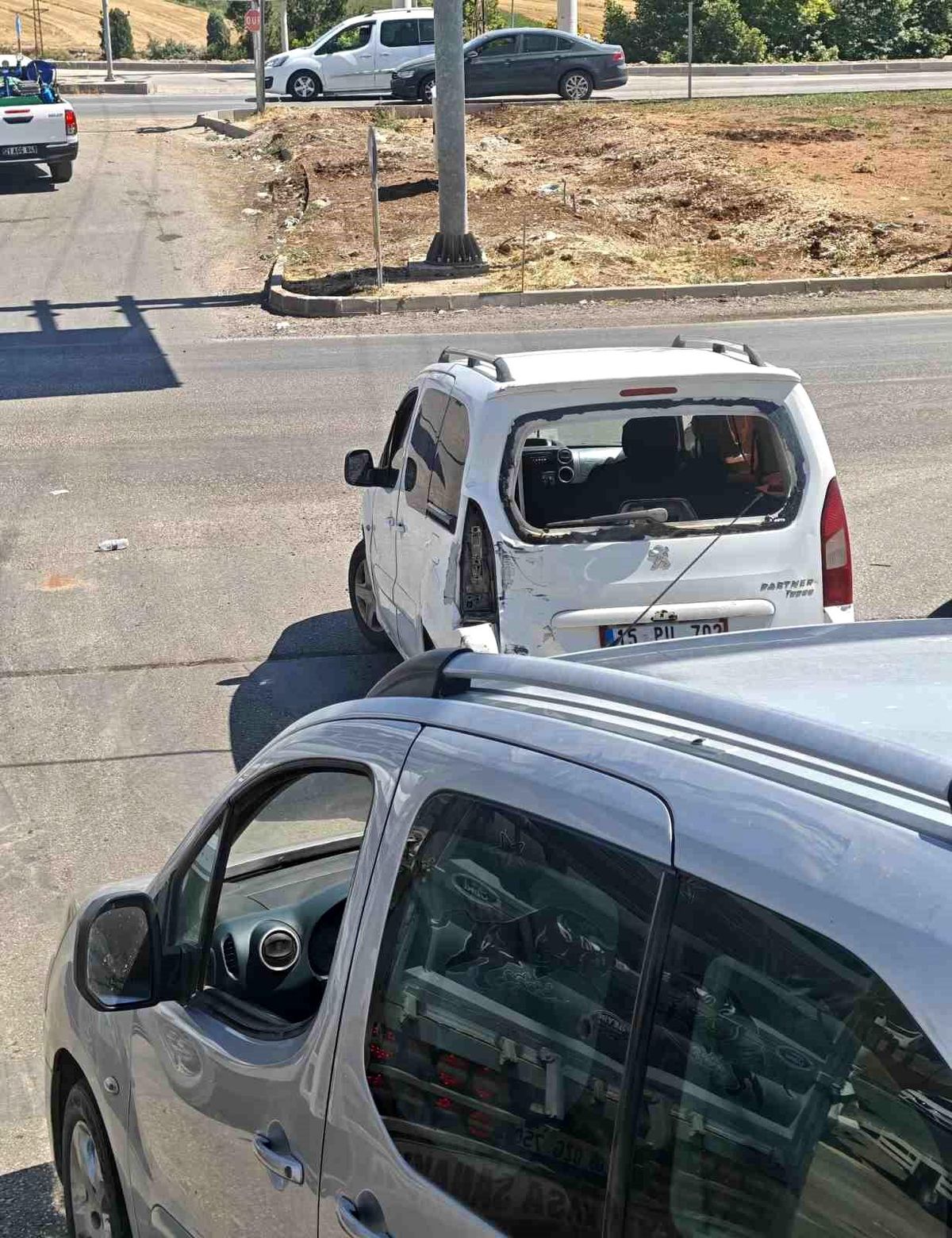 Diyarbakır-Mardin Yolunda Zincirleme Kaza