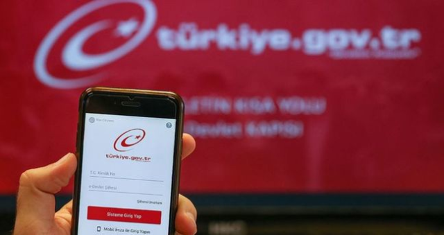 e-Devlet çöktü mü, e- Devlet sorun mu var, neden girilmiyor? 2 Temmuz e-Devlet ne zaman düzelecek?