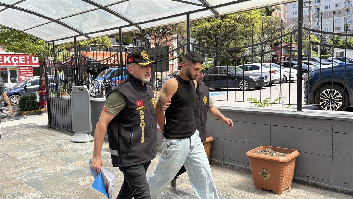 Trafik Kavgasında Silahlı Yaralama: Zanlı Tutuklandı