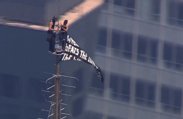 Empire State'te Evlilik Teklifi