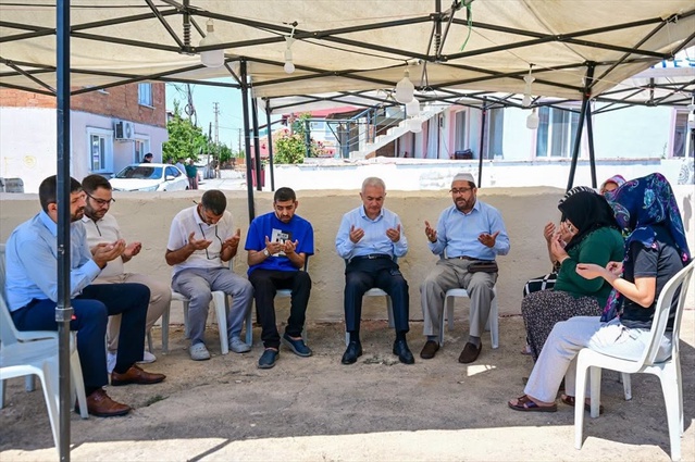 Vali Turan Aile Ziyaretleri Gerçekleştirdi