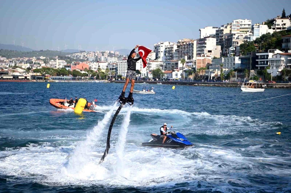 Kuşadası\'nda Kabotaj Bayramı\'nın 100. yılı coşkuyla kutlandı