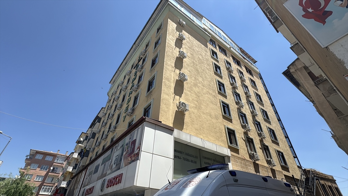 Niğde\'de Otel Odasında Ölüm
