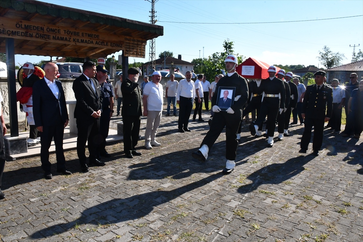 Kıbrıs Gazisi Hasan Yanal Son Yolculuğuna Uğurlandı