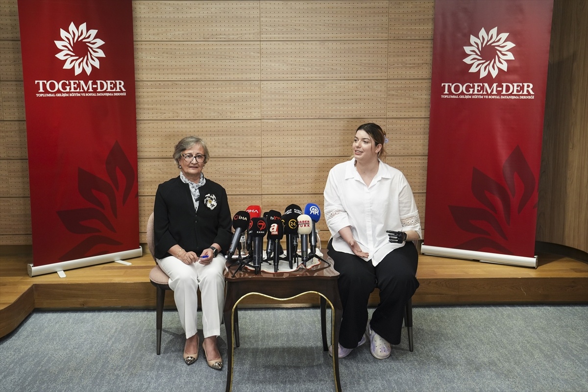 Depremde kolunu kaybeden anneye biyonik kol protezi