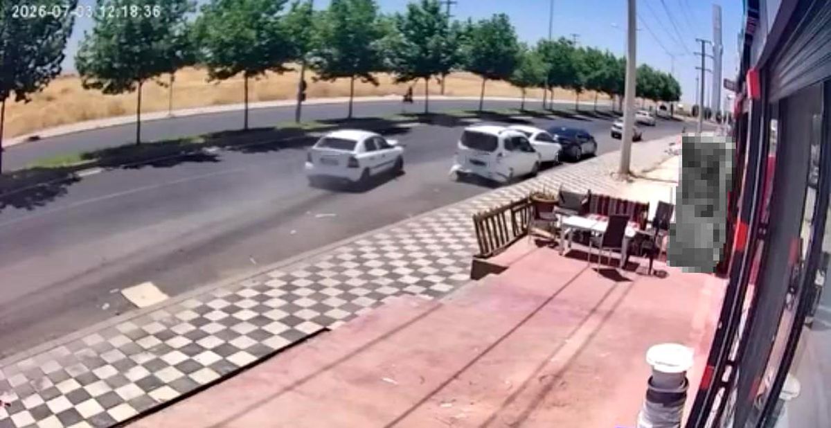 Diyarbakır\'da 4 Araçlı Kaza