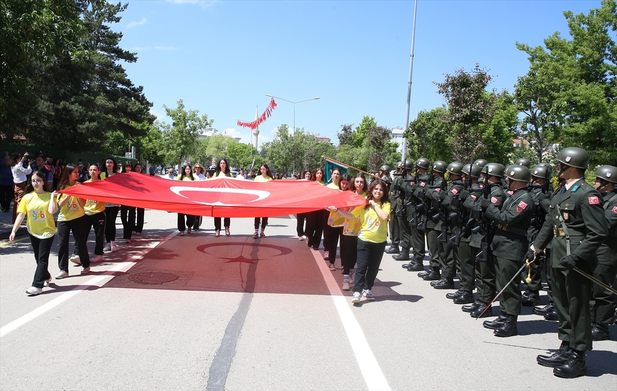Atatürk\'ün Erzurum\'a Gelişi Kutlandı