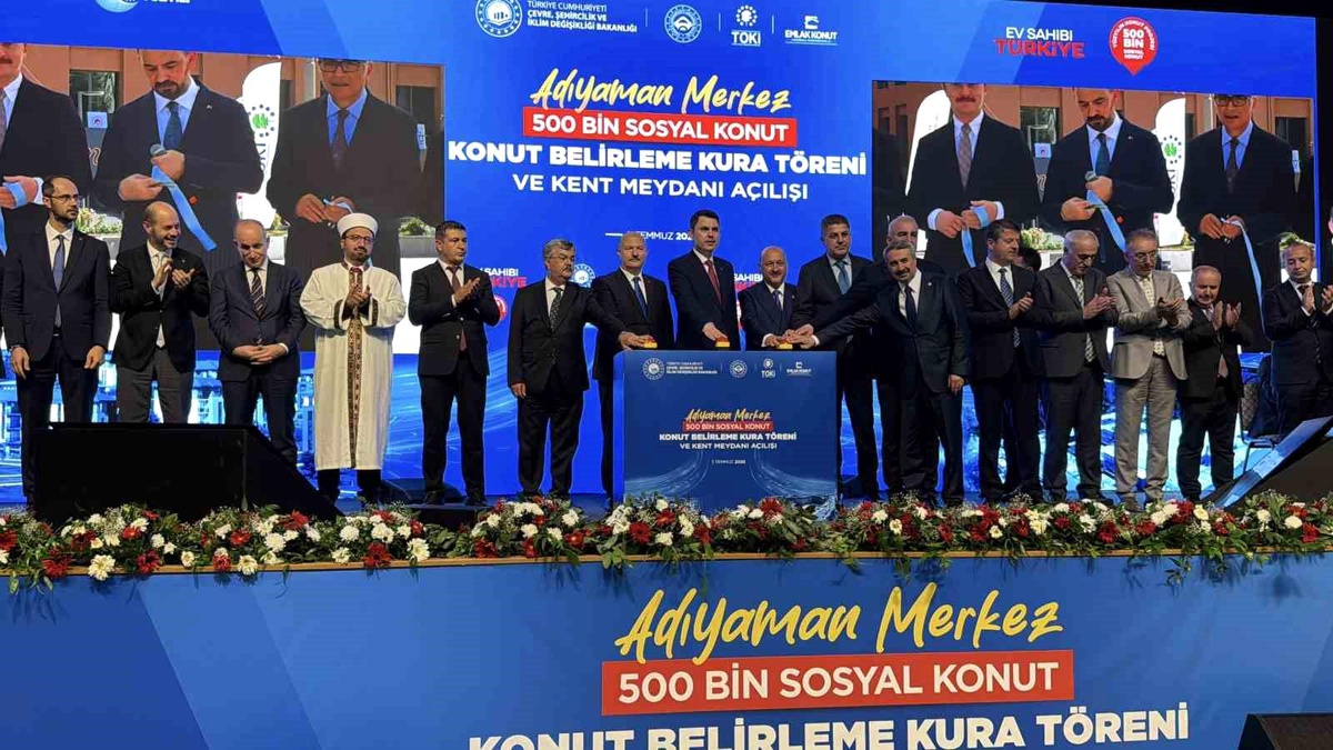 Bakan Kurum: "Adıyaman yıkıldığı yerden doğruldu"