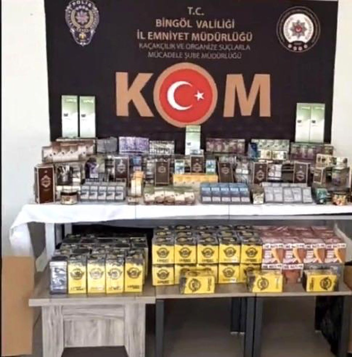 Bingöl\'de Uyuşturucu ve Kaçak Malzeme Yakalandı