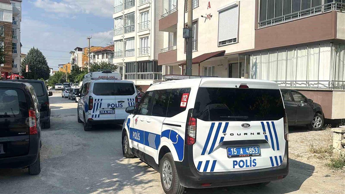 Burdur\'da 90 Yaşındaki Kadın Ölü Bulundu
