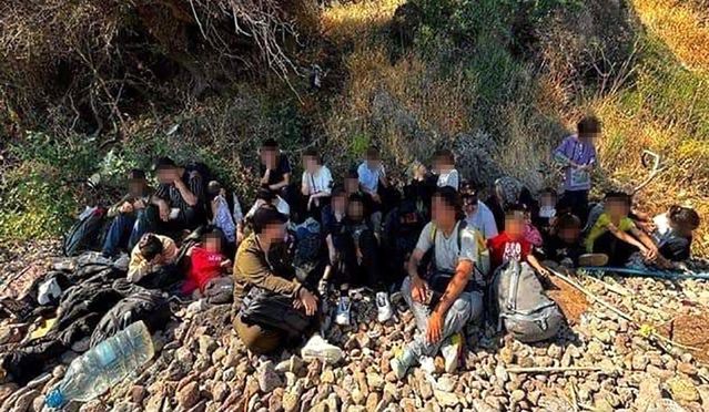 Çanakkale’de 1 Organizör ve 37 Kaçak Göçmen Yakalandı