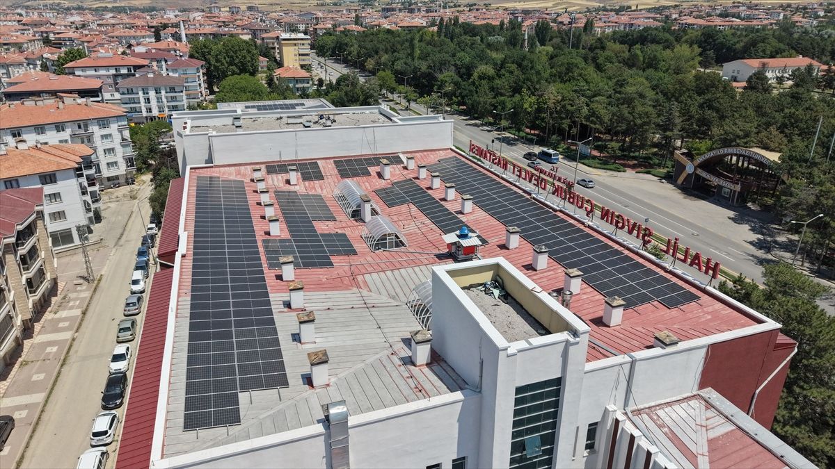 Çubuk Hastanesi Güneş Enerjisiyle Dönüşüyor