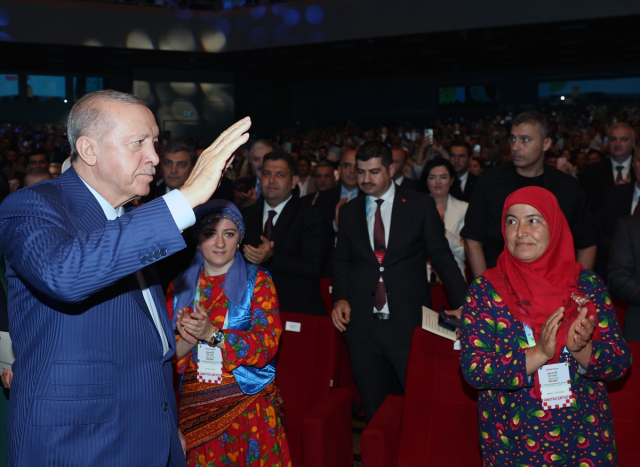 Cumhurbaşkanı Erdoğan: Kadın ve genç çiftçi kredi limitini 5 milyon liraya çıkarıyoruz
