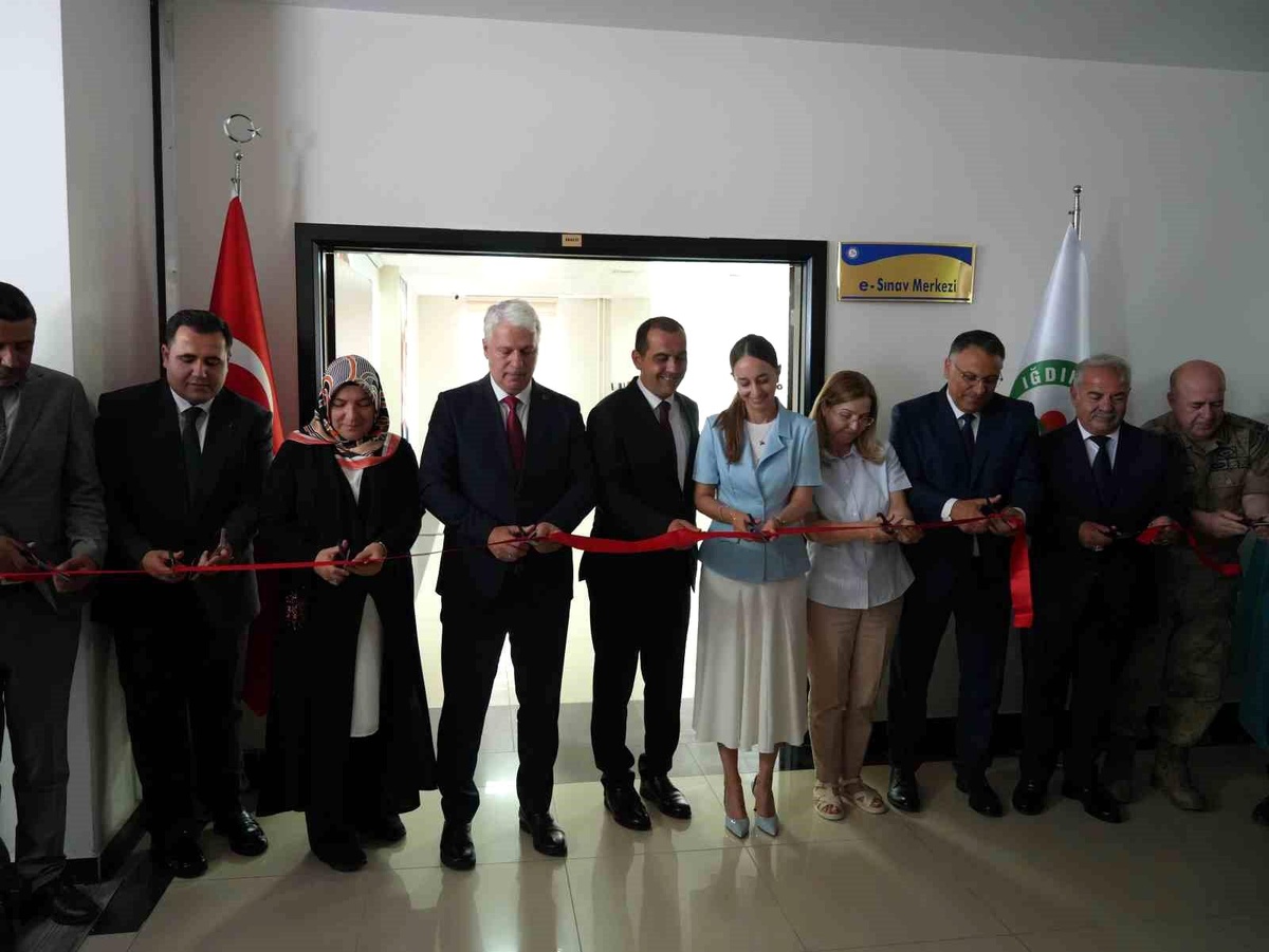 Iğdır\'da Sivil Havacılık e-Sınav Merkezi Açıldı