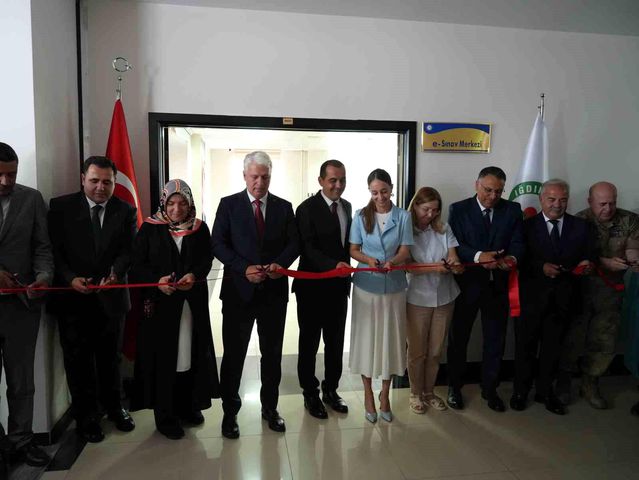 Iğdır’da Sivil Havacılık e-Sınav Merkezi Açıldı