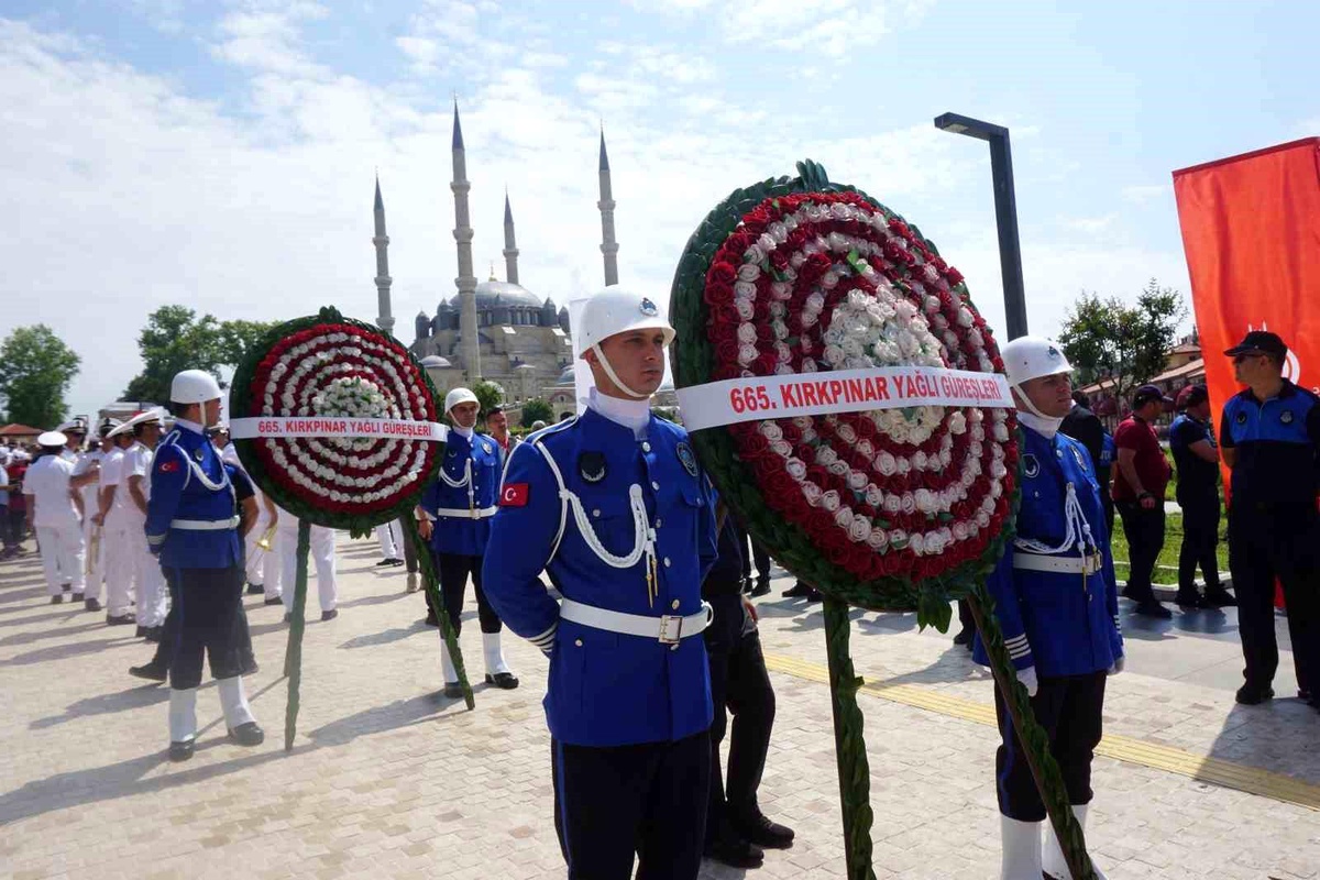 Edirne\'de Kırkpınar\'ın ağa karşılama geleneği bozulmadı