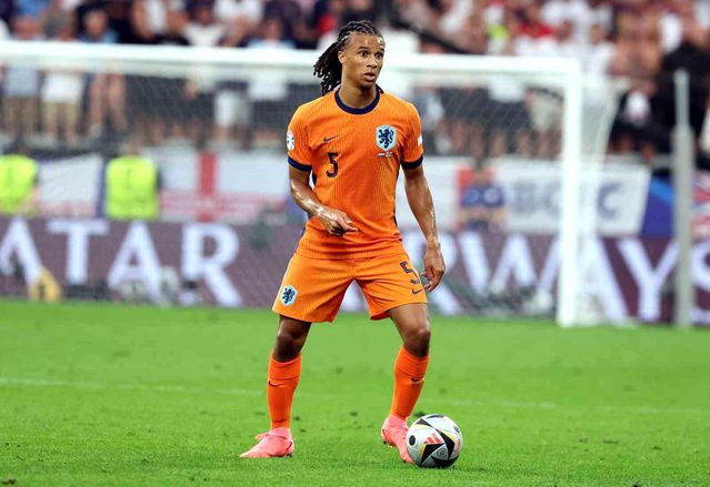 Fenerbahçe Nathan Ake’yi Transfer Etti