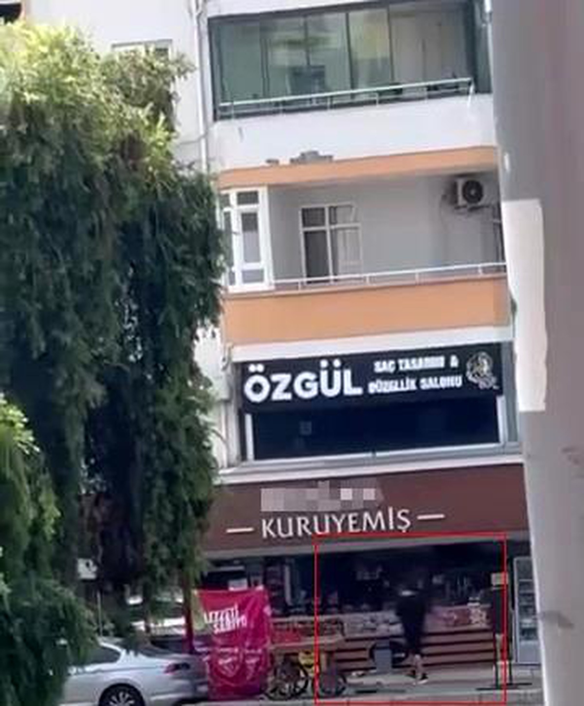 Adana\'da Kuruyemişçiye Tüfekle Saldırı